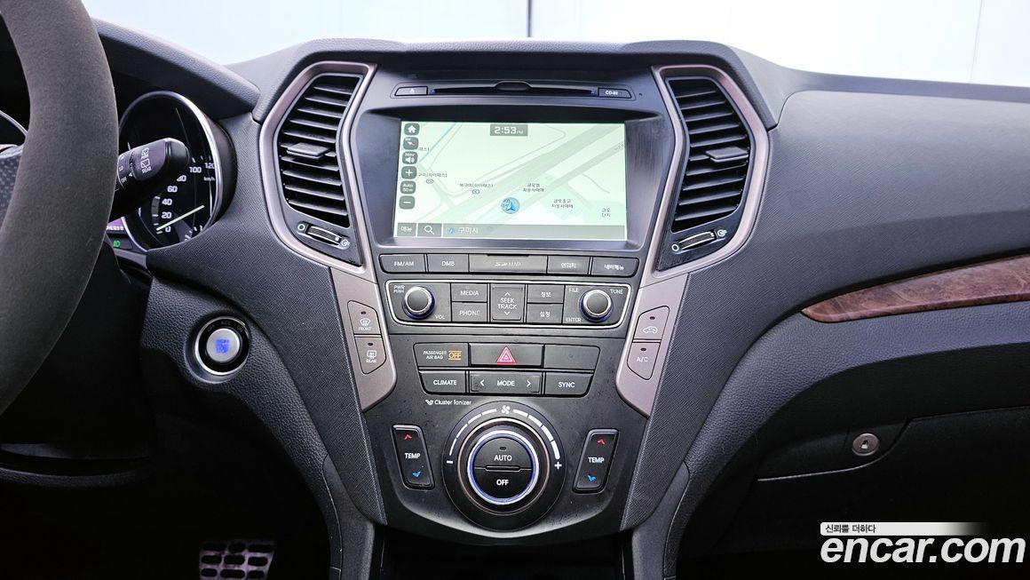 Hyundai Santafe 2017