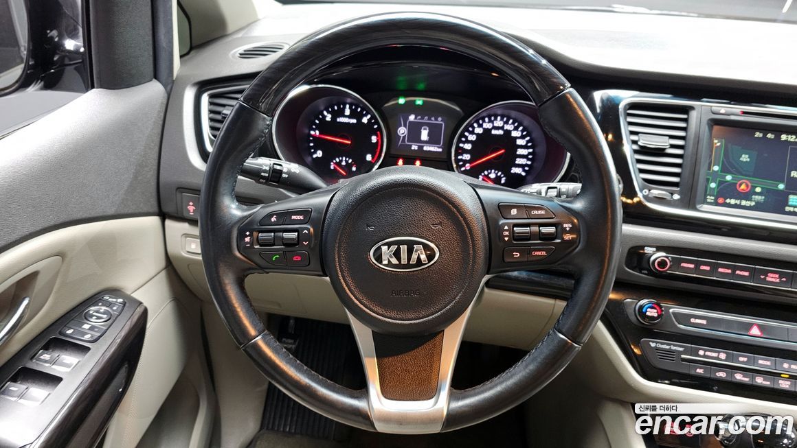 Kia Canival 2016