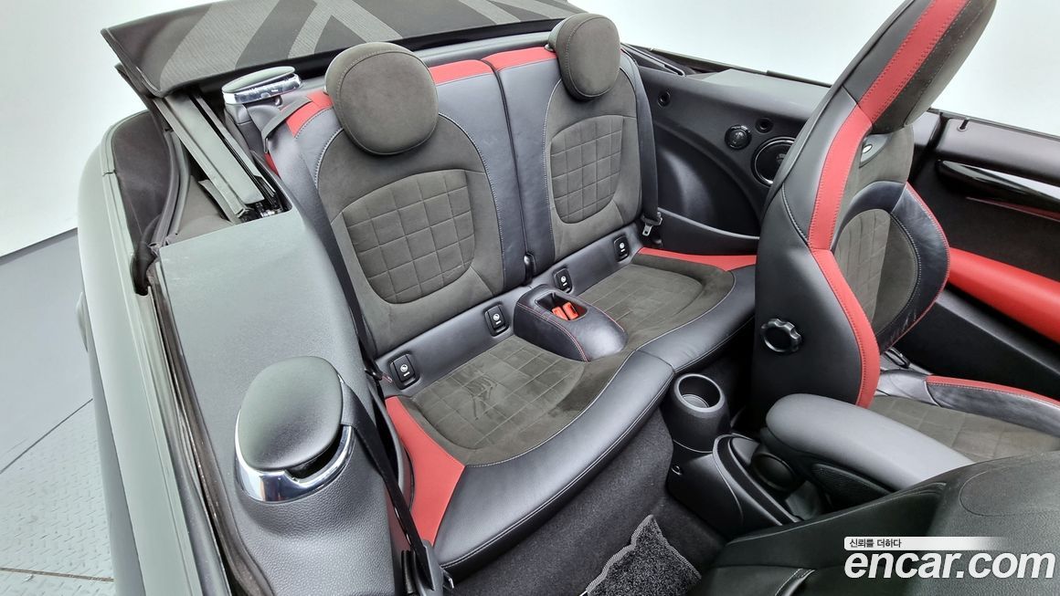 Mini Cooper Convertible 2019