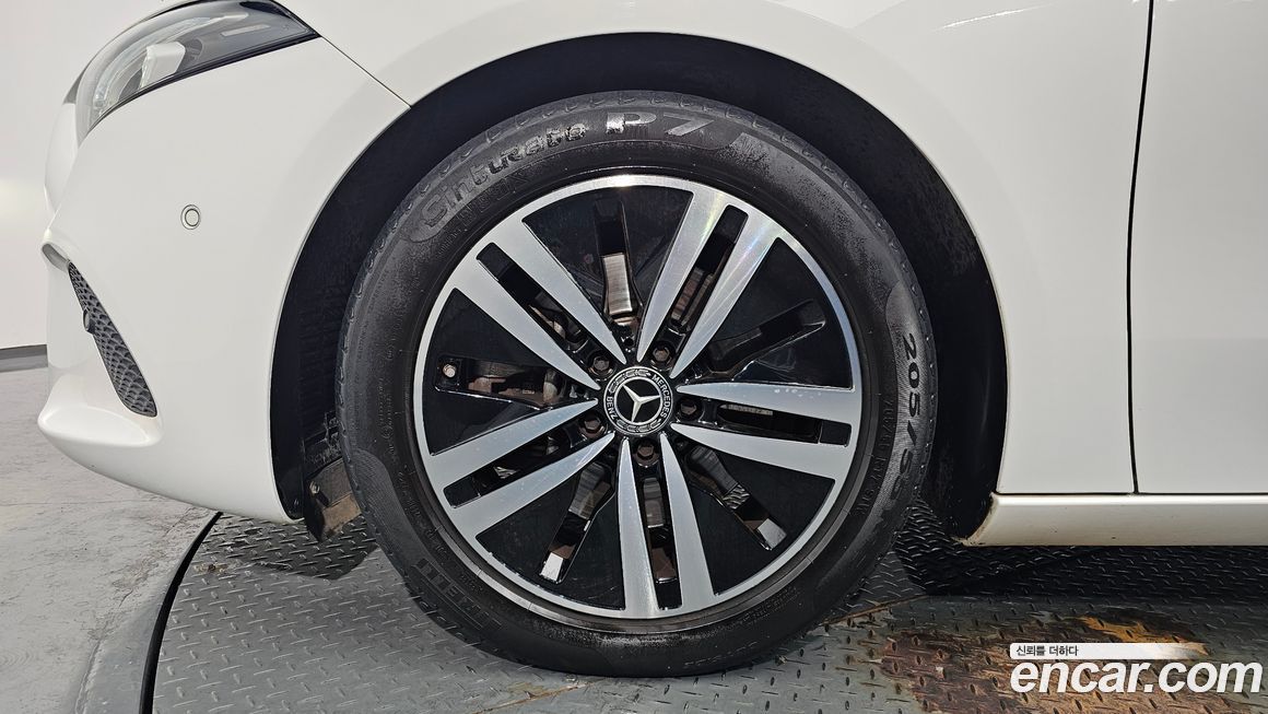 Mercedes-Benz A-Class 2021