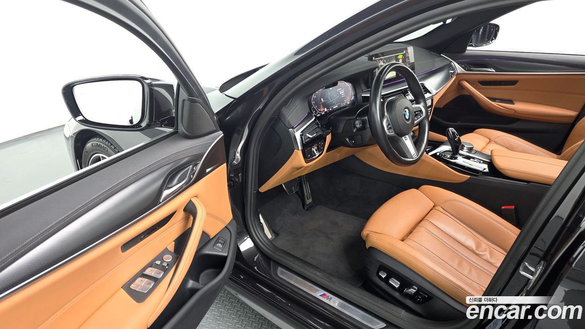 BMW 5-Series 2023