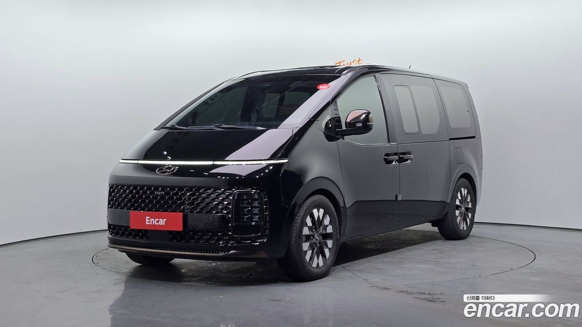 Hyundai Staria 2022