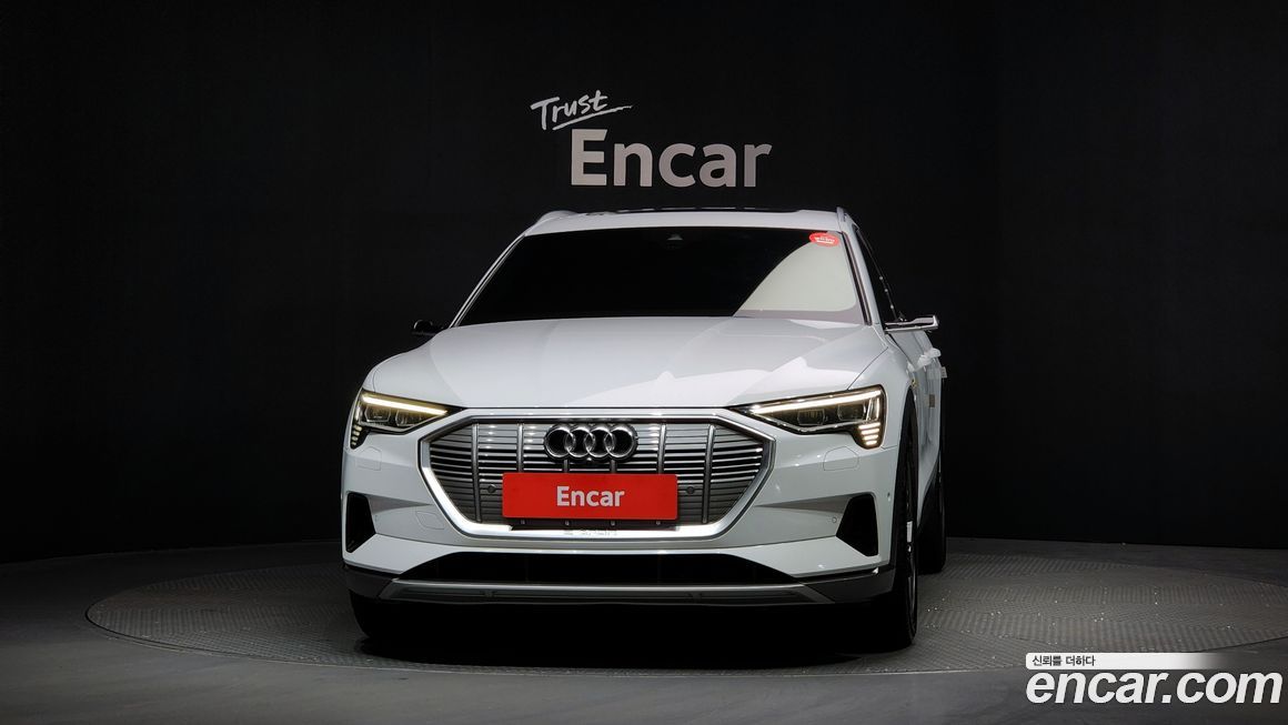 Audi e-tron 2021