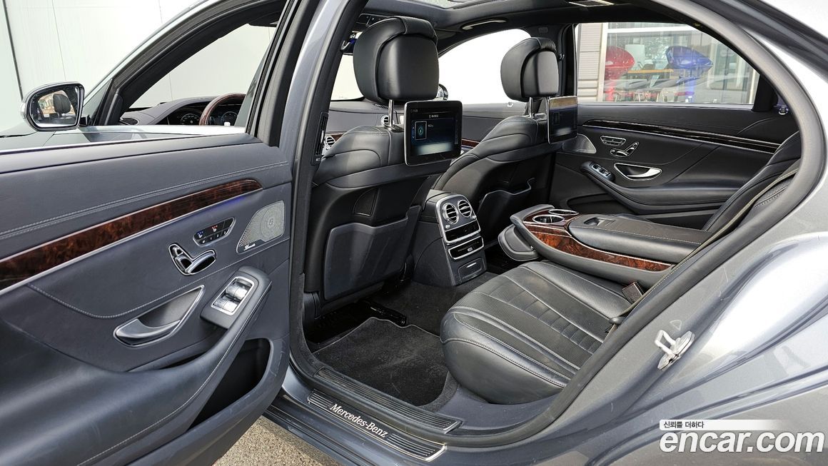 Mercedes-Benz S-Class 2018