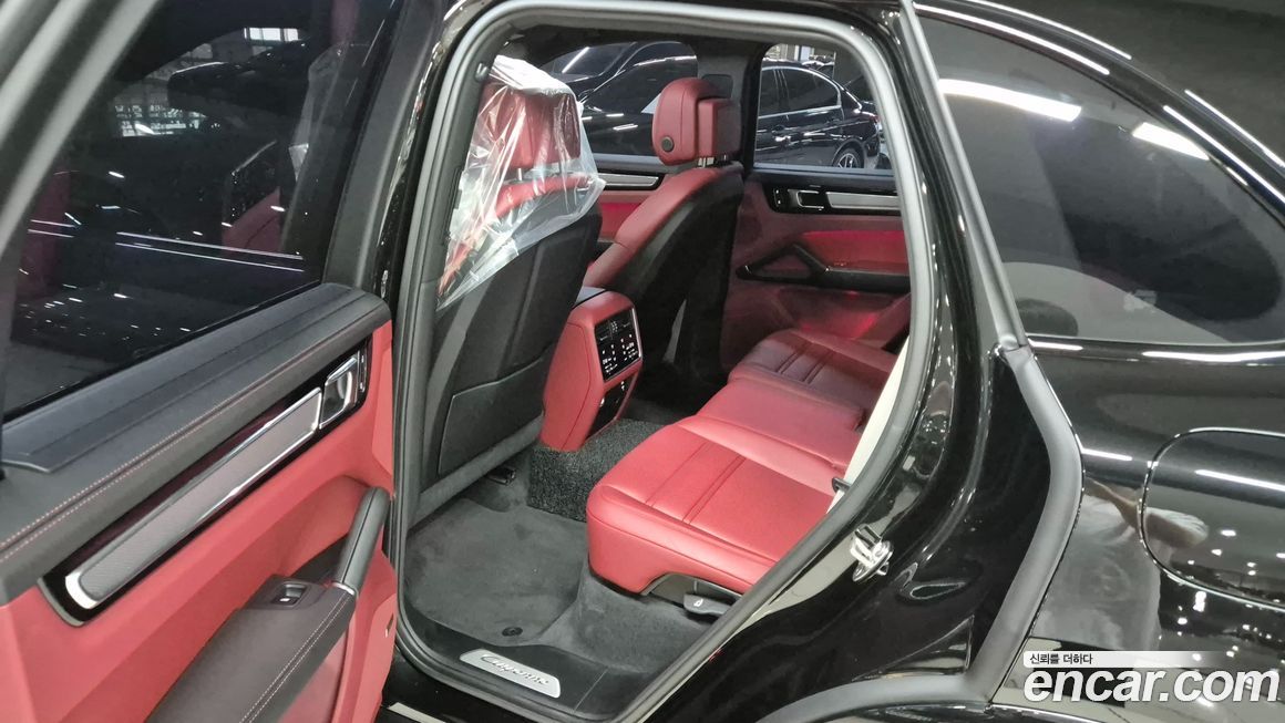 Porsche Cayenne 2023