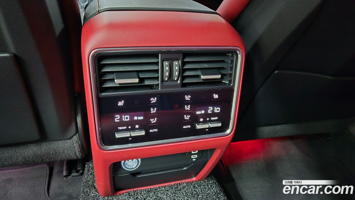 Porsche Cayenne 2023