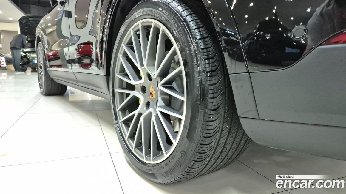 Porsche Cayenne 2023