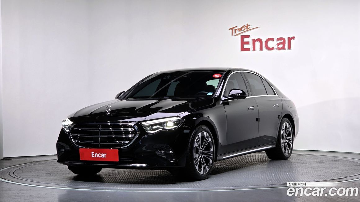 Mercedes-Benz E-Class 2025