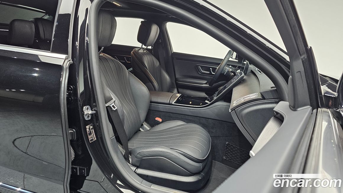 Mercedes-Benz S-Class 2022