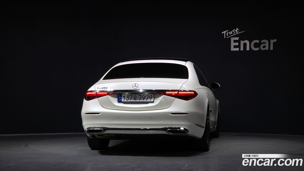 Mercedes-Benz S-Class 2022