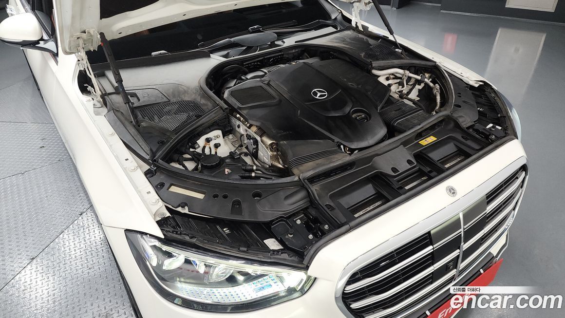 Mercedes-Benz S-Class 2022