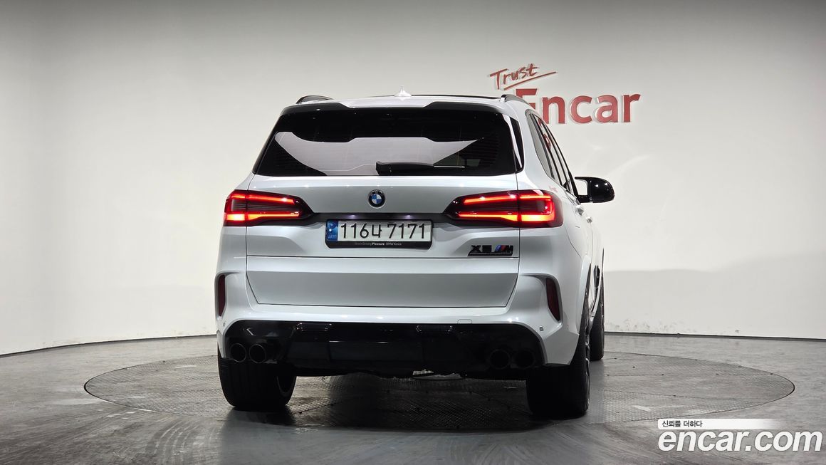BMW X5M 2021
