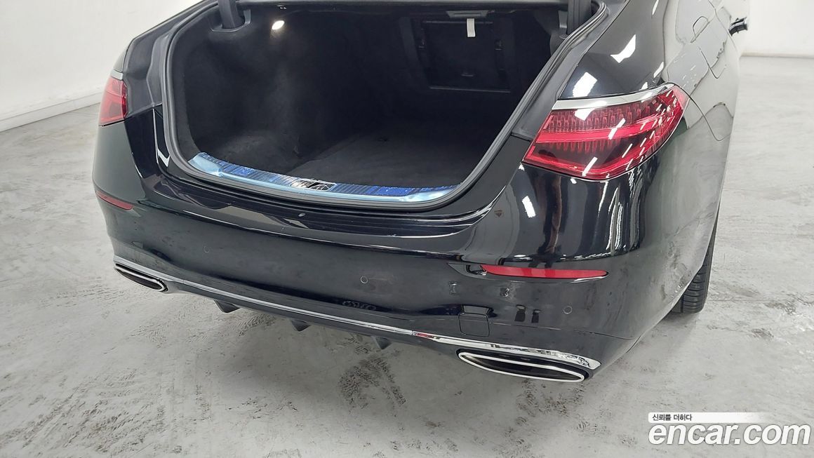 Mercedes-Benz S-Class 2022