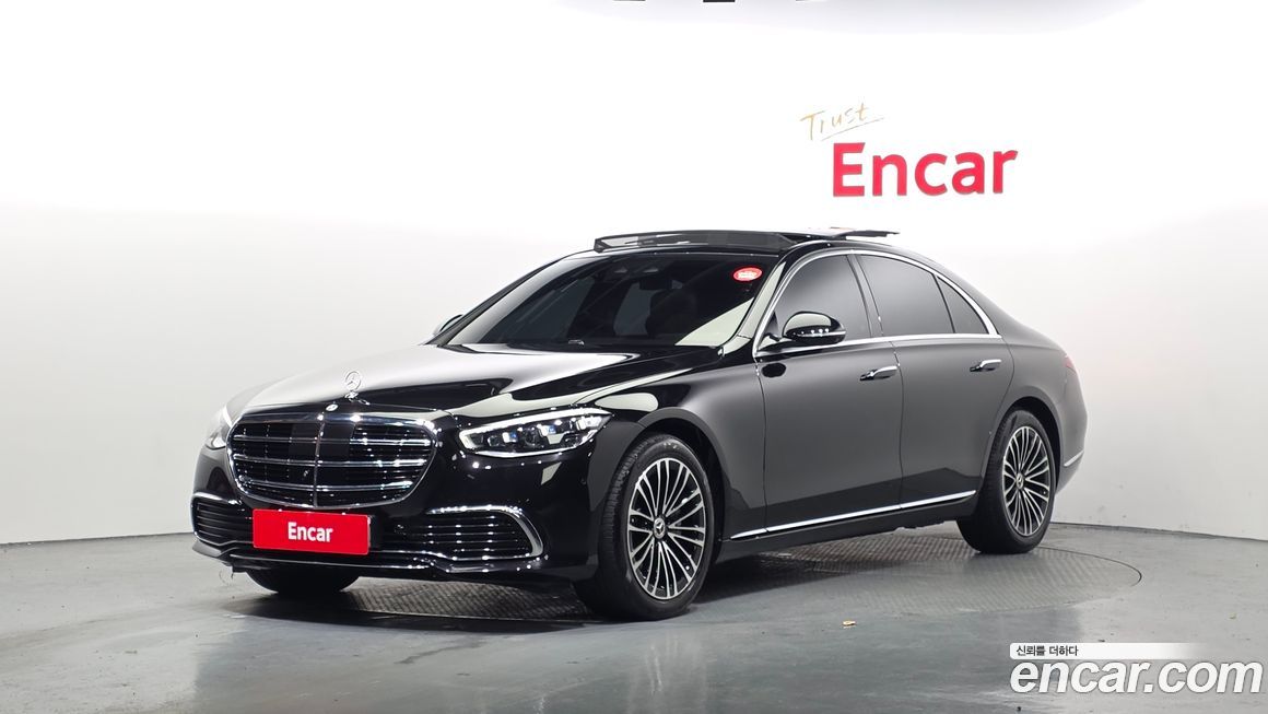 Mercedes-Benz S-Class 2025