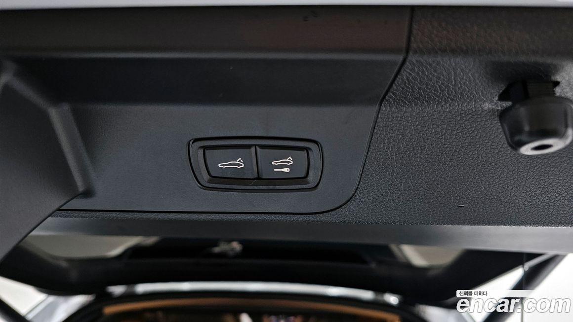 Porsche Panamera 2023