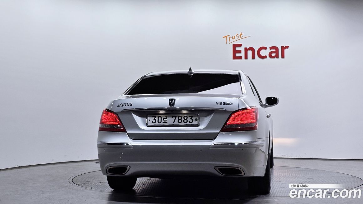 Hyundai Equus 2010