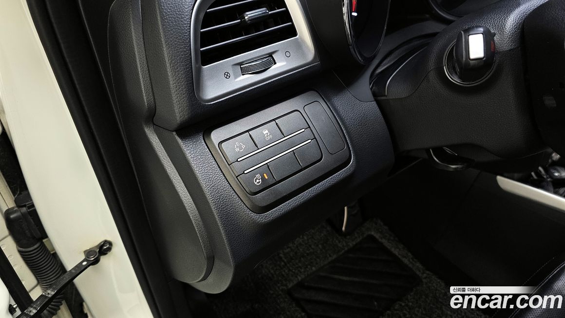 KG_Mobility_Ssangyong TIBOLI 2015