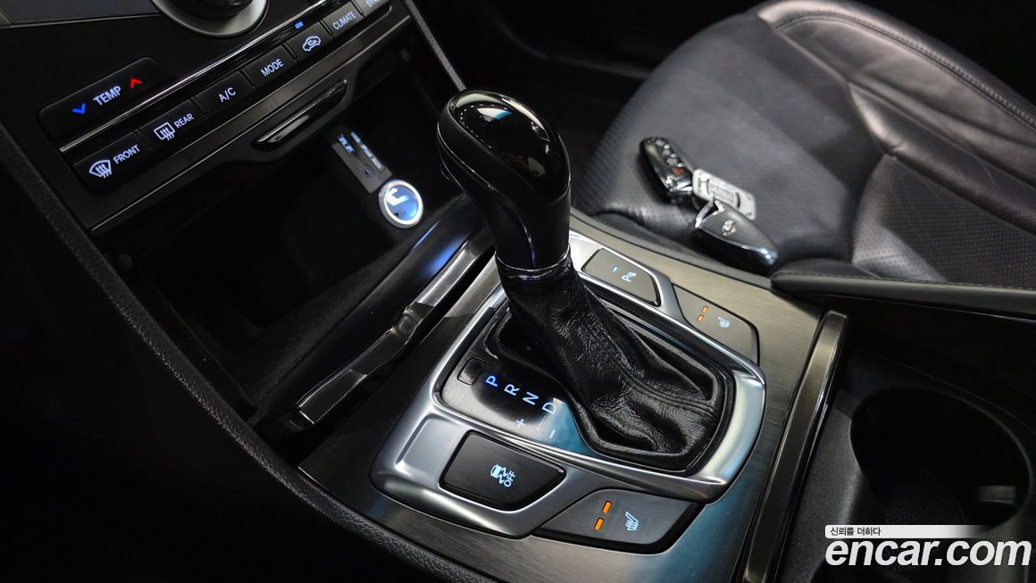 Hyundai Grandeur 2016