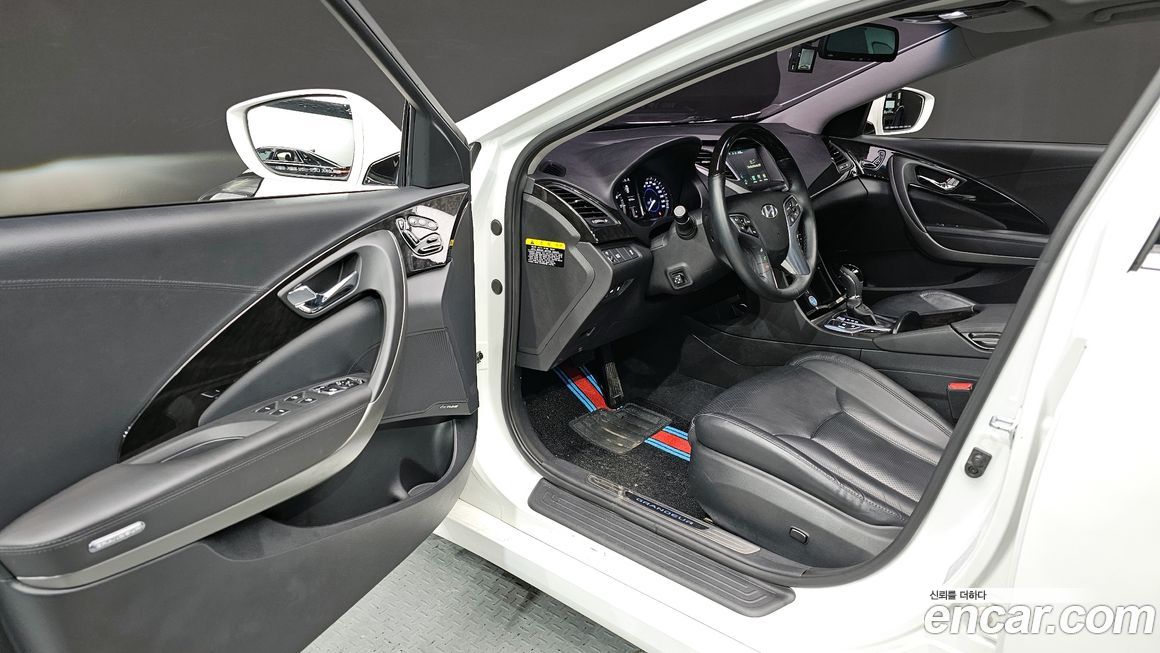 Hyundai Grandeur 2016