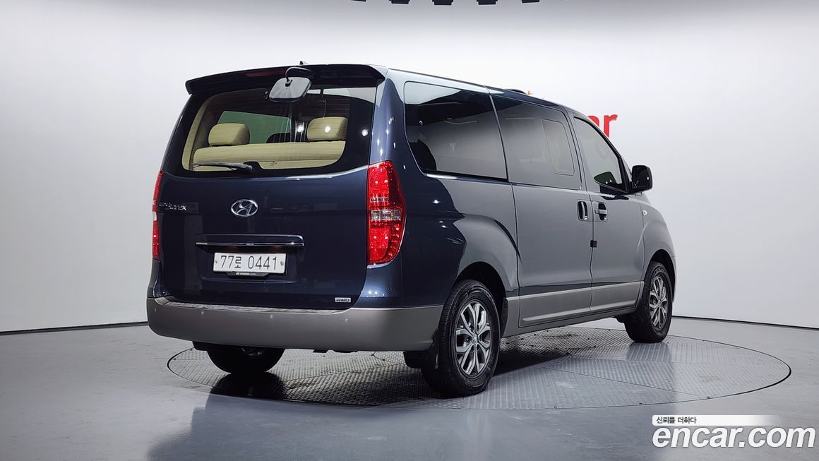 Hyundai Starex 2018