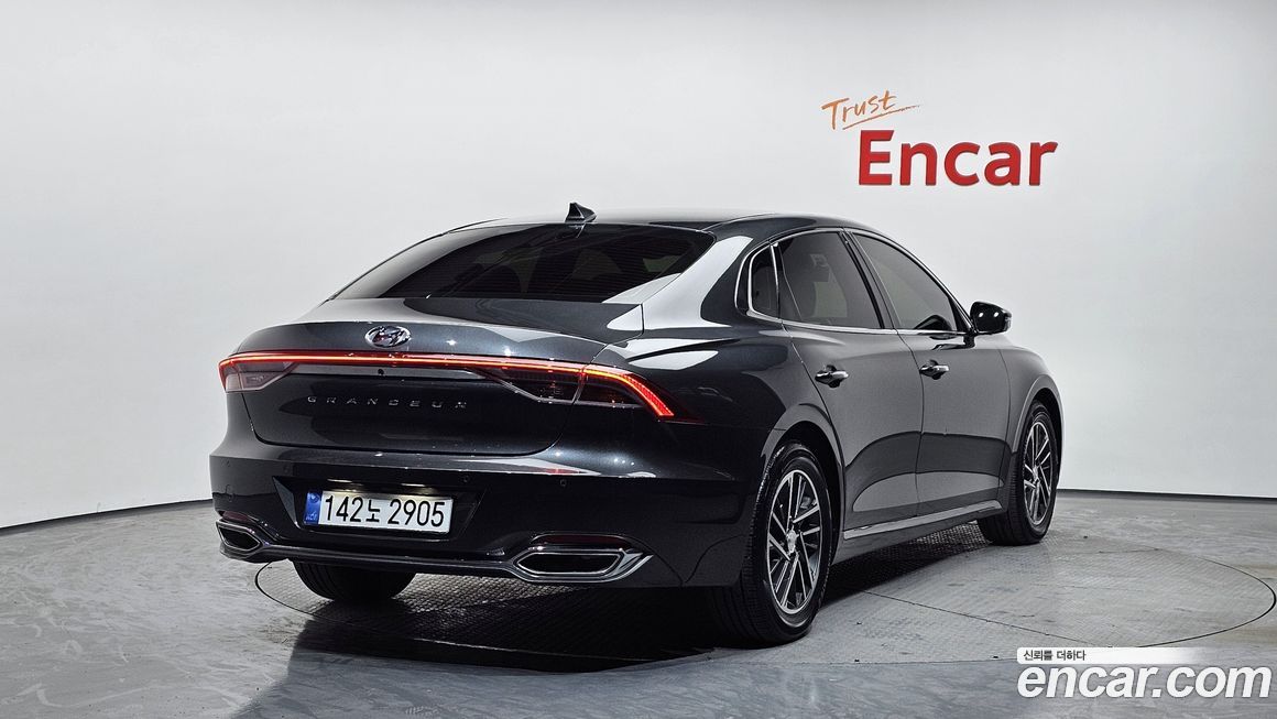 Hyundai Grandeur 2021