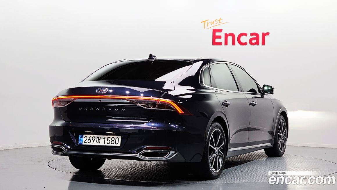 Hyundai Grandeur 2022