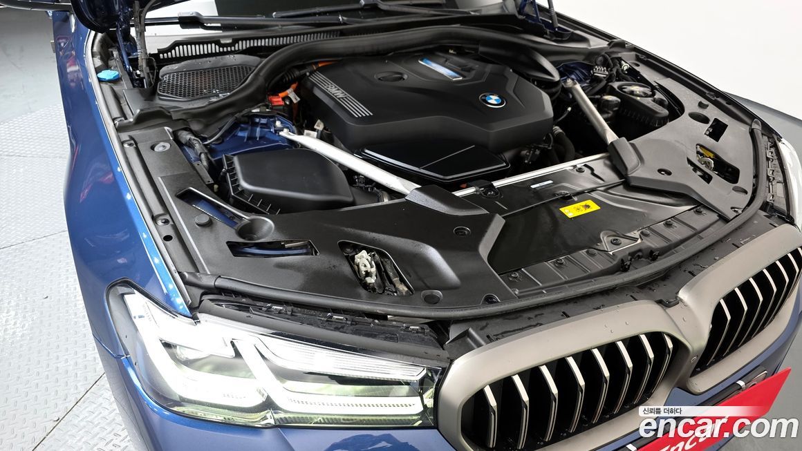 BMW 5-Series 2021