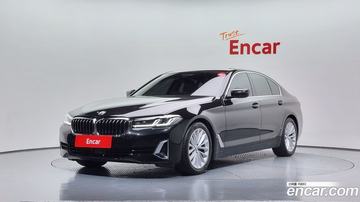 BMW 5-Series 2023
