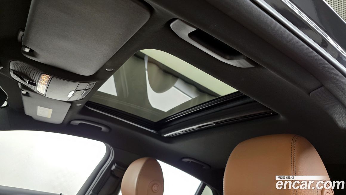 Mercedes-Benz GLC-Class 2021