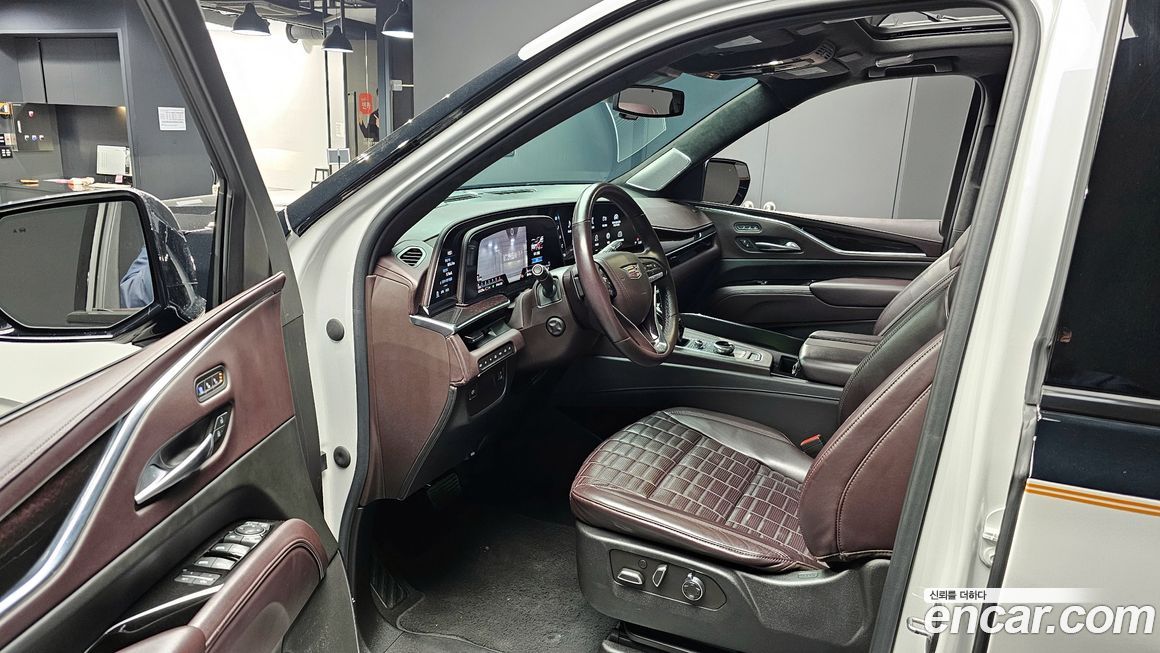 Cadillac Escalade 2021