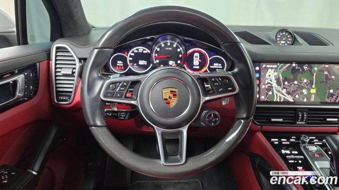 Porsche Cayenne 2022