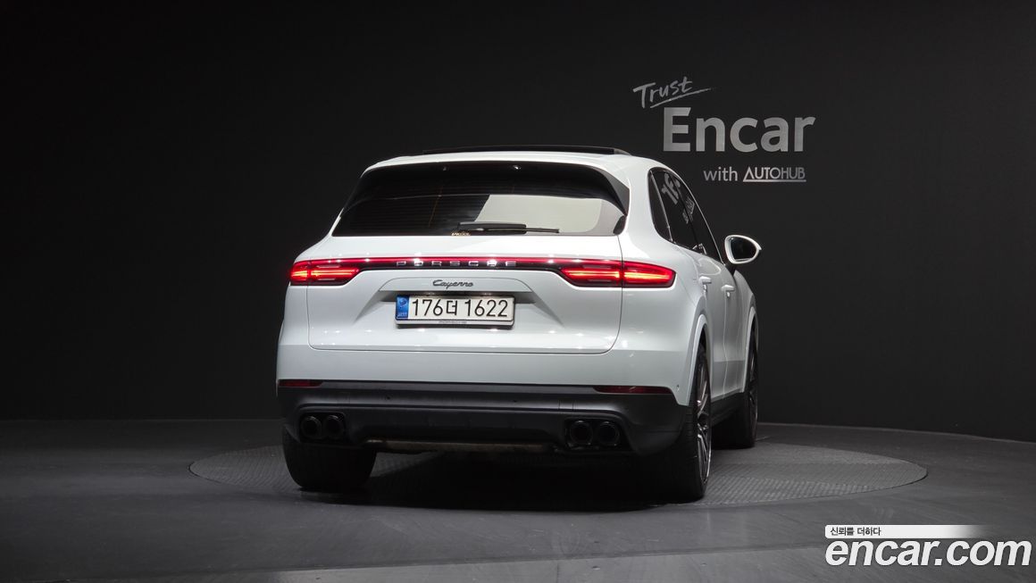 Porsche Cayenne 2022