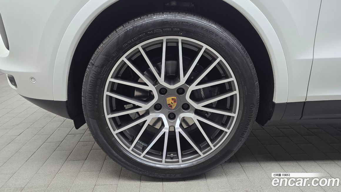 Porsche Cayenne 2022