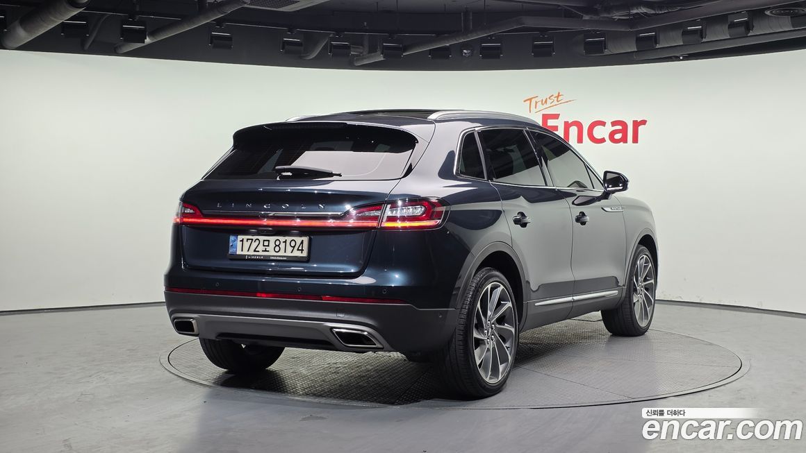 Lincoln Nautilus 2022