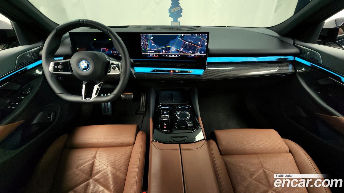 BMW i5 2024