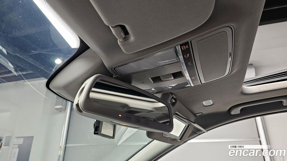 Mercedes-Benz S-Class 2010