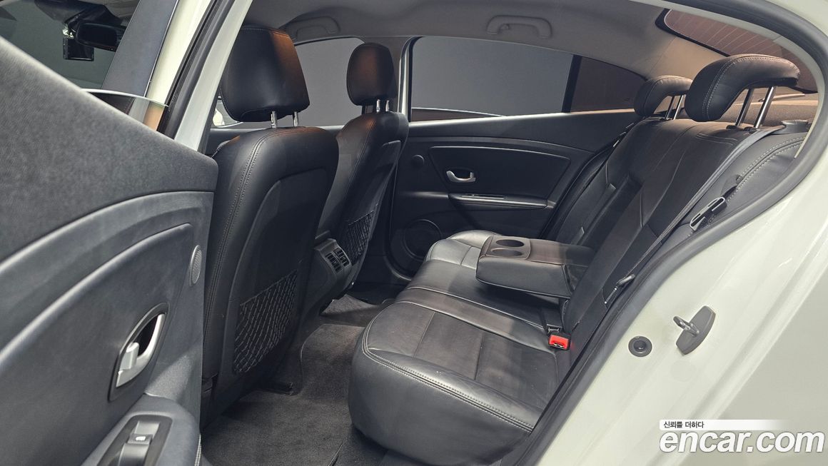 Renault-KoreaSamsung SM3 2012