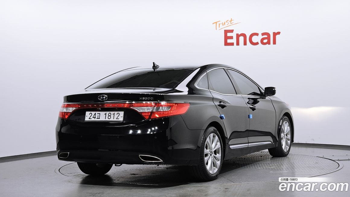 Hyundai Grandeur 2011