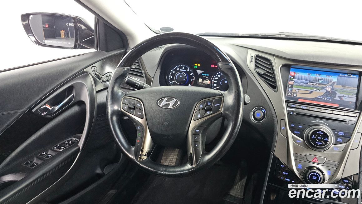 Hyundai Grandeur 2011