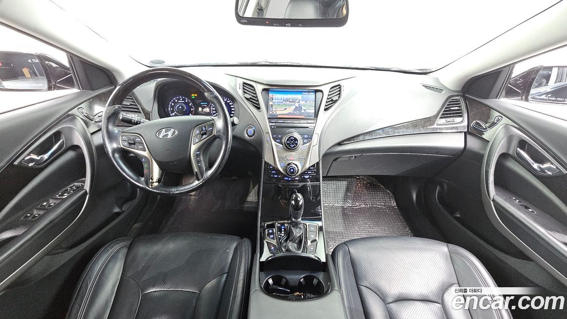 Hyundai Grandeur 2011