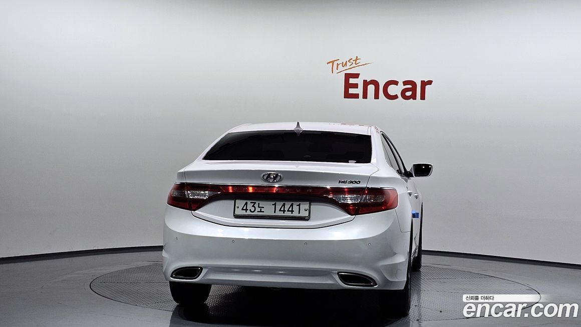 Hyundai Grandeur 2012