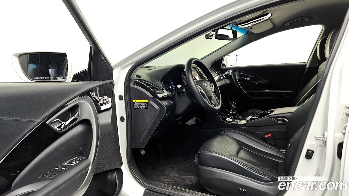 Hyundai Grandeur 2012