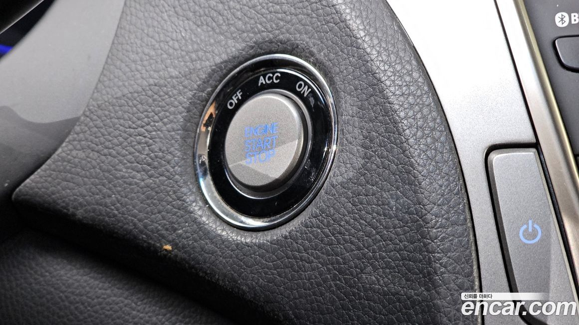 Hyundai Grandeur 2012