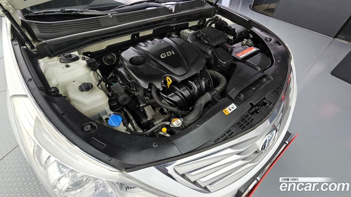 Hyundai Grandeur 2012