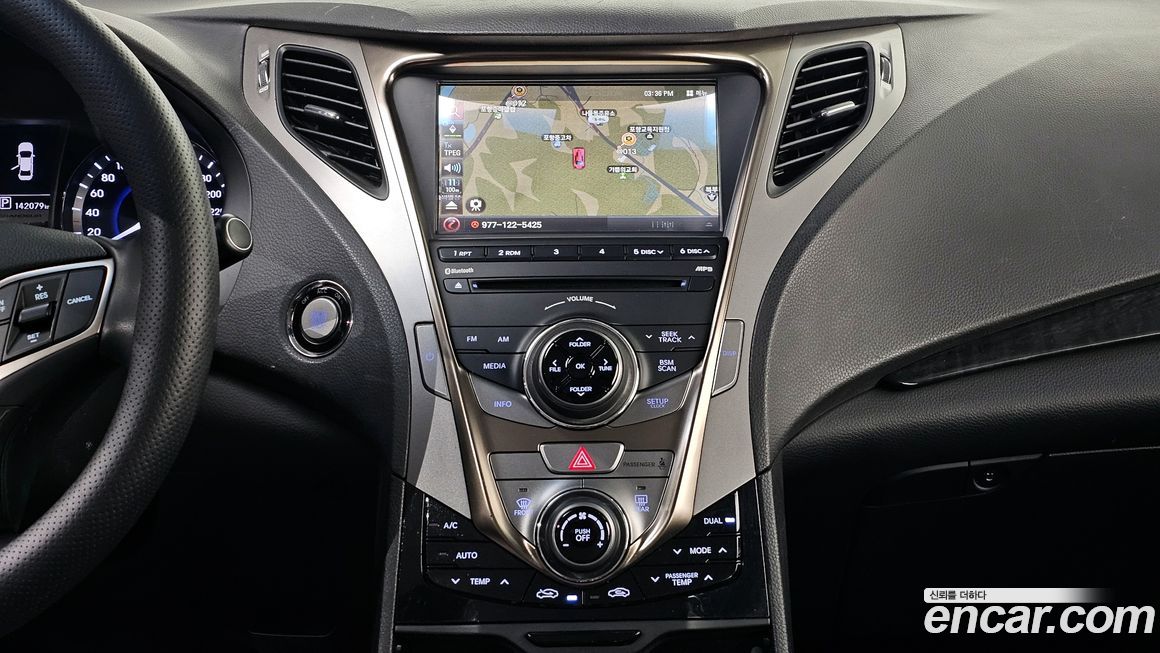 Hyundai Grandeur 2012