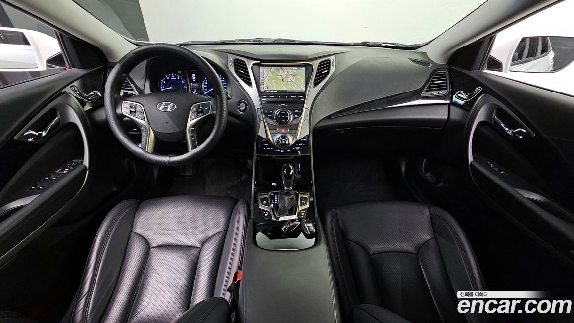 Hyundai Grandeur 2012