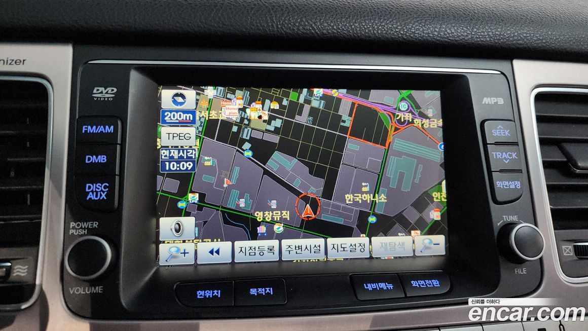 Hyundai Genesis 2012