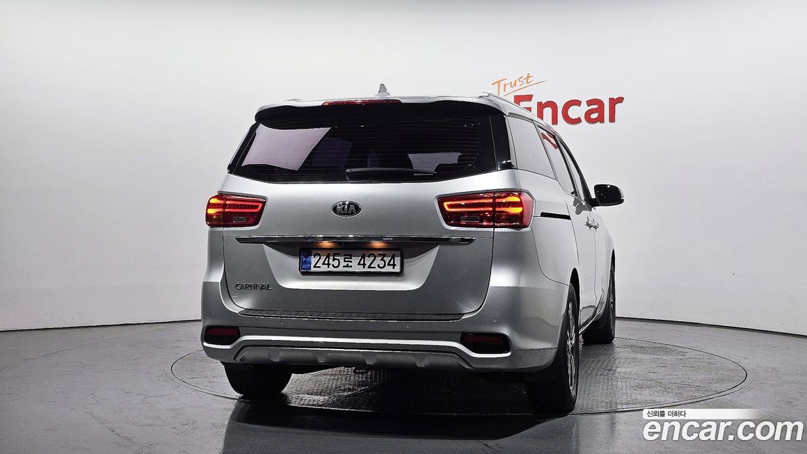 Kia Canival 2019