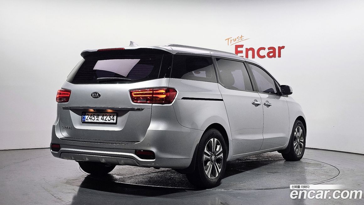 Kia Canival 2019