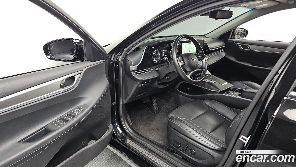 Hyundai Grandeur 2022